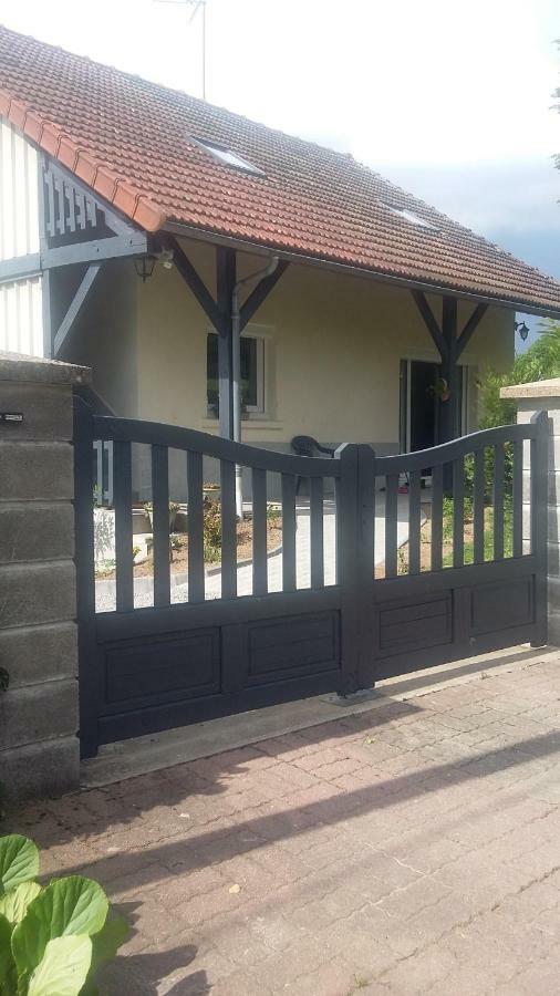 appartement dans maison, calme assuré Corancy Esterno foto